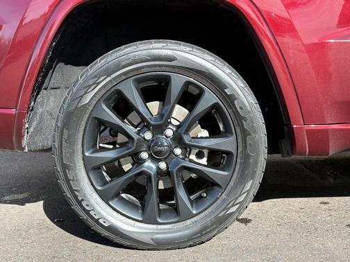 2021 Jeep Grand Cherokee Laredo