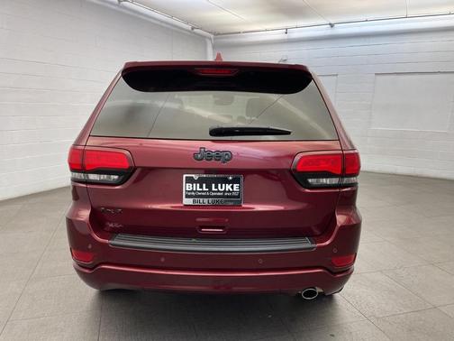 2021 Jeep Grand Cherokee Laredo