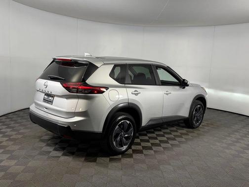 Brilliant Silver Metallic 2025 Nissan Rogue SV
