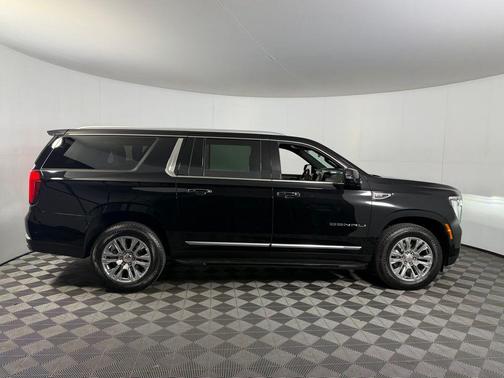 Onyx Black 2025 GMC Yukon XL Denali