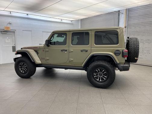 2025 Jeep Wrangler Rubicon