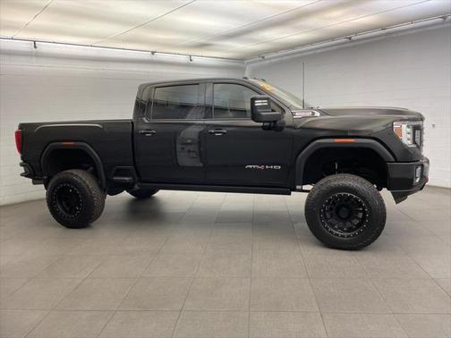 2021 GMC Sierra 2500 AT4