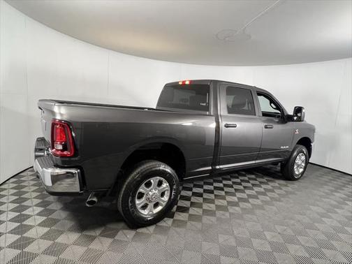 2025 RAM 2500 Big Horn Crew Cab 4x4 6'4' Box
