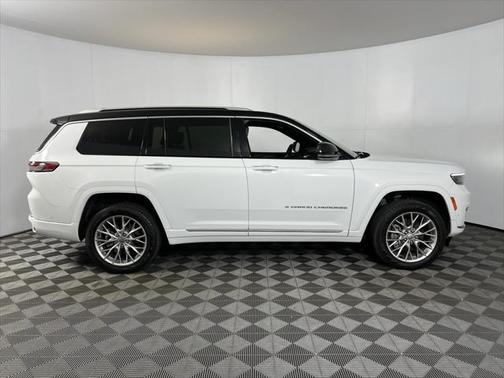 2022 Jeep Grand Cherokee L Summit