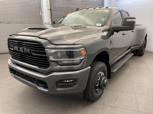 2024 RAM 3500 Laramie Crew Cab 4x4 8' Box