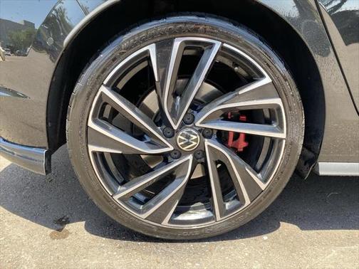 2024 Volkswagen Golf GTI 2.0T S DSG
