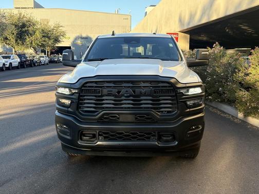 2025 RAM 3500 Tradesman Crew Cab 4x2 8' Box