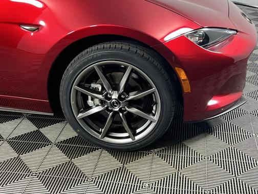 2023 Mazda MX-5 Miata RF Grand Touring