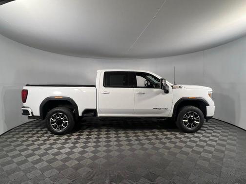 2023 GMC Sierra 3500 AT4