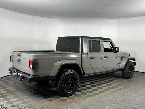 2022 Jeep Gladiator Willys 4x4