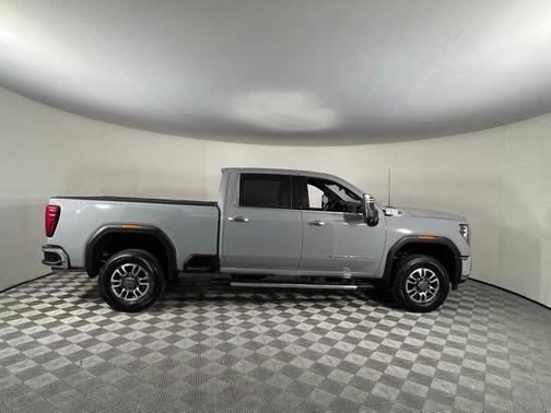 2024 GMC Sierra 2500 SLT
