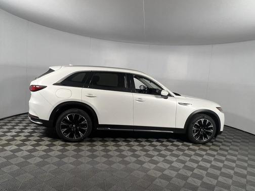 2024 Mazda CX-90 PHEV Premium