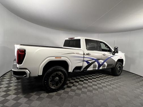 2021 GMC Sierra 2500 AT4