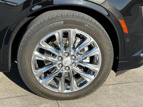 2022 Cadillac XT6 Premium Luxury AWD
