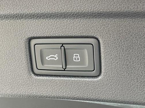 2022 Audi S5 Premium Plus TFSI quattro Tiptronic