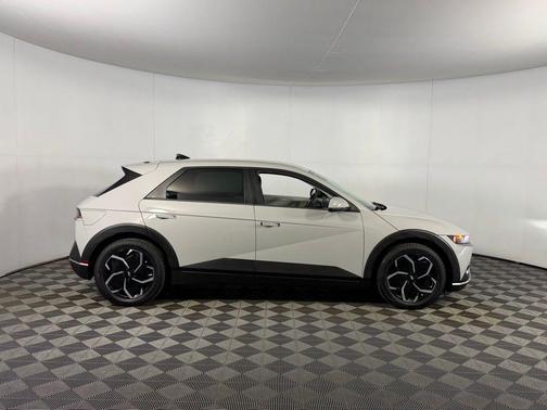 Cyber Gray 2024 Hyundai IONIQ 5 SEL