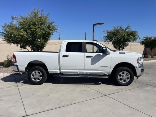 2023 RAM 2500 Big Horn Crew Cab 4x4 6'4' Box