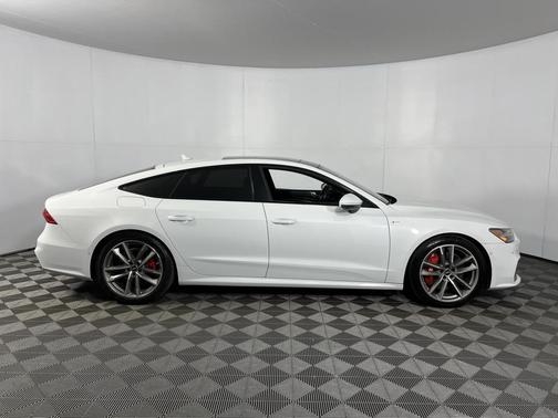 2022 Audi A7 55 Premium Plus