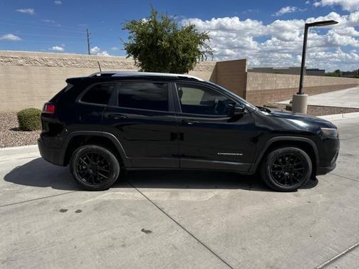 2020 Jeep Cherokee Latitude