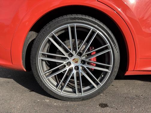 2021 Porsche Cayenne GTS