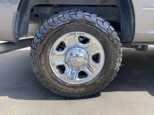 2018 RAM 2500 Tradesman Crew Cab 4x4 6'4' Box