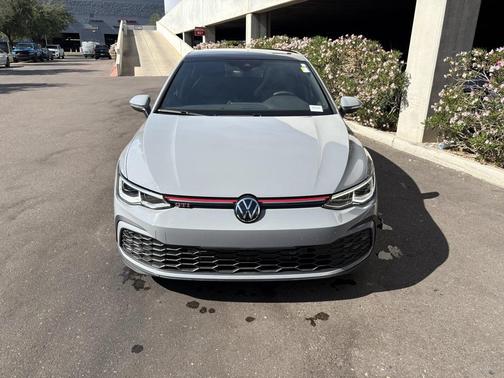 2024 Volkswagen Golf GTI 2.0T SE DSG