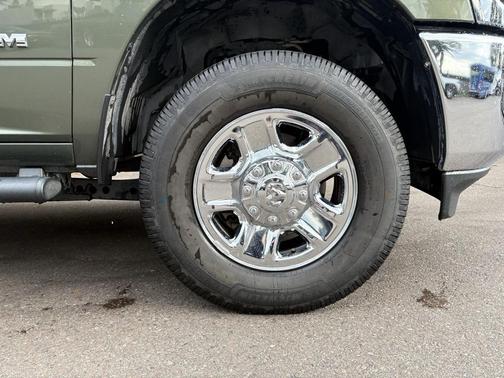 2021 RAM 2500 Tradesman Crew Cab 4x4 6'4' Box