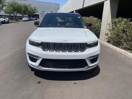2022 Jeep Grand Cherokee Summit
