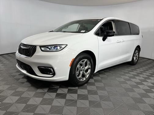 2024 Chrysler Pacifica Limited