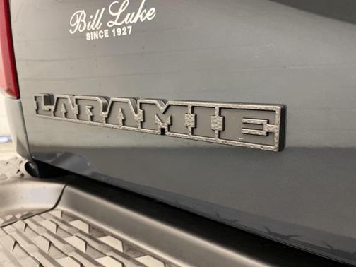 2026 RAM 3500 Laramie Crew Cab 4x4 8' Box