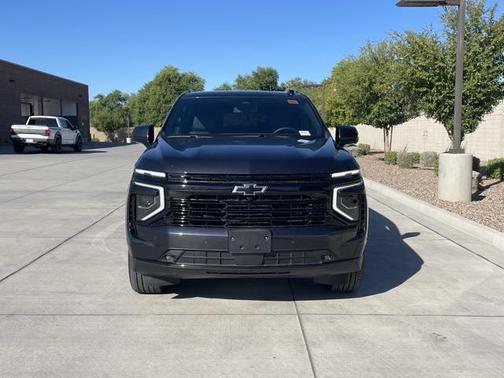 2025 Chevrolet Suburban RST