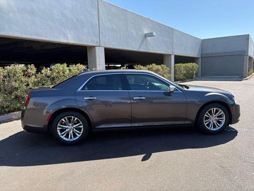 Granite Crystal Metallic Clearcoat 2017 Chrysler 300C Base