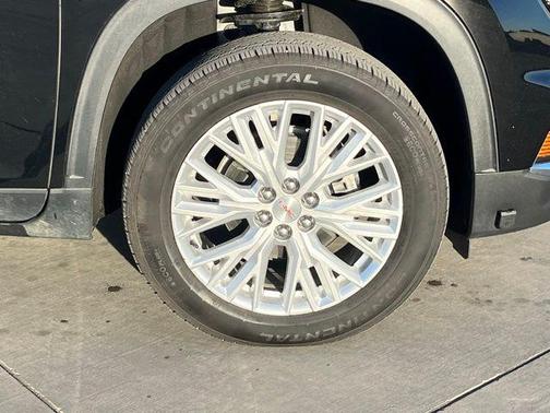 2025 GMC Acadia Elevation AWD