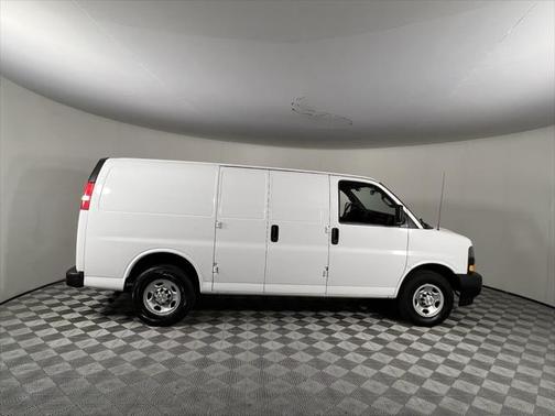2020 Chevrolet Express 2500 RWD 2500 Regular Wheelbase WT