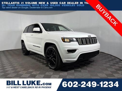 Bright White Clearcoat 2022 Jeep Grand Cherokee Laredo
