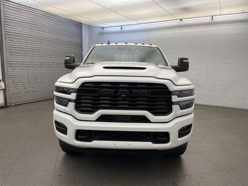 Bright White Clearcoat 2026 RAM 2500 Black Express Crew Cab 4x4 6'4' Box