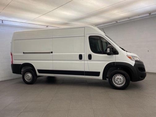 Bright White Clearcoat 2026 RAM ProMaster 2500 Tradesman