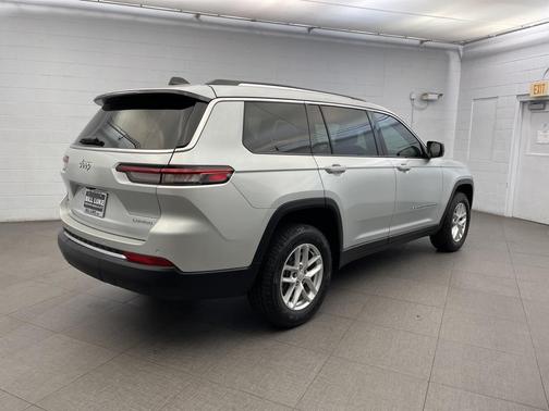 2021 Jeep Grand Cherokee L Laredo