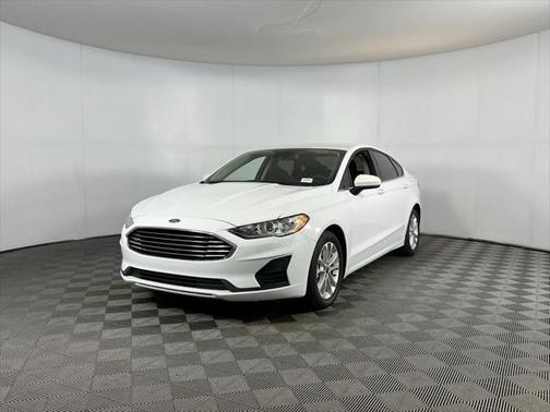 2020 Ford Fusion Hybrid SE