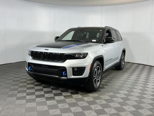 2022 Jeep Grand Cherokee 4xe Trailhawk