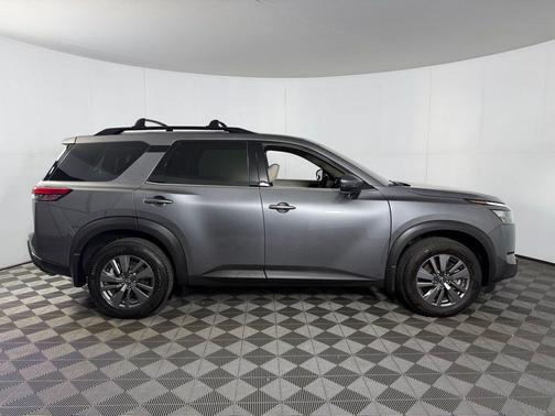 Gun Metallic 2024 Nissan Pathfinder SV FWD
