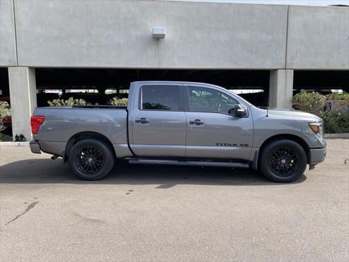 2019 Nissan Titan SV