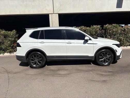 2023 Volkswagen Tiguan 2.0T SE 4MOTION