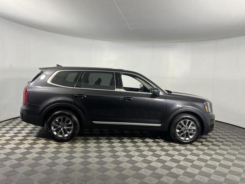 2025 Kia Telluride LX