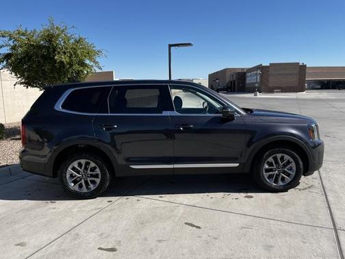 2025 Kia Telluride LX