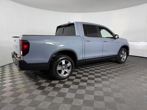 Gray 2025 Honda Ridgeline RTL