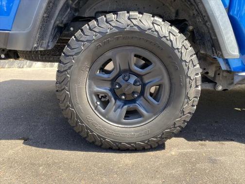 2020 Jeep Gladiator Sport