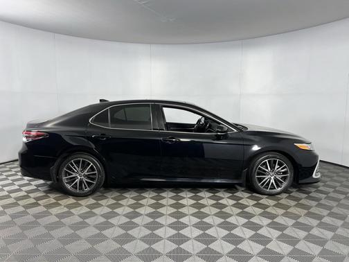 2024 Toyota Camry XLE