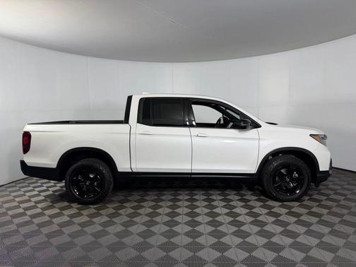 2025 Honda Ridgeline Black