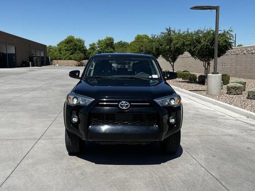 2024 Toyota 4Runner SR5